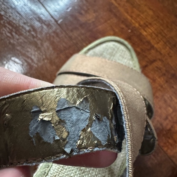 Chic Brown Wedge Shoes with Cushioned Footbed - Picture 2 of 5